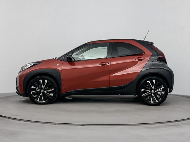 Toyota AYGO X 1.0 VVT-i S-CVT Automaat Envy | Navigatie | JBL Sound | Stoelverwarming |