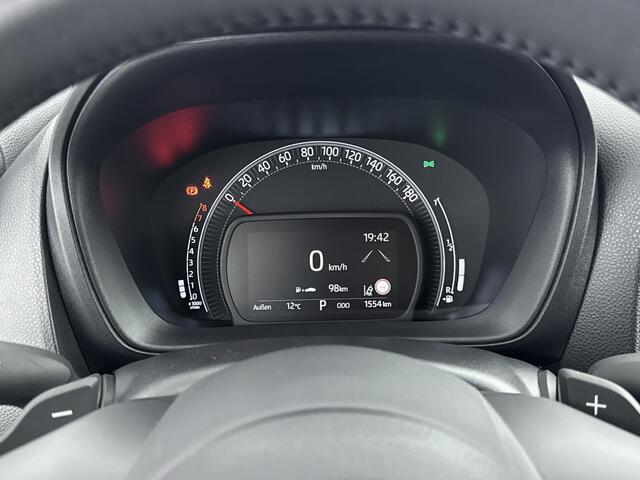 Toyota AYGO X 1.0 VVT-i S-CVT Automaat Envy | Navigatie | JBL Sound | Stoelverwarming |