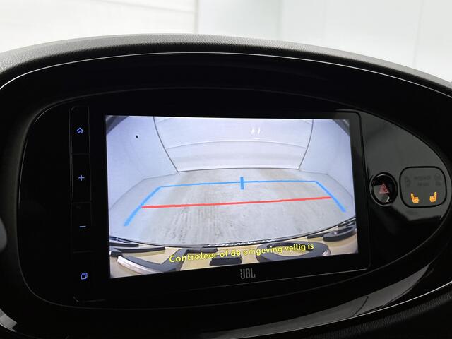 Toyota AYGO X 1.0 VVT-i MT Premium | Cabrio dak | Navigatie | JBL | PDC | Verwarmde stoelen | verdeel auto nog niet binnen