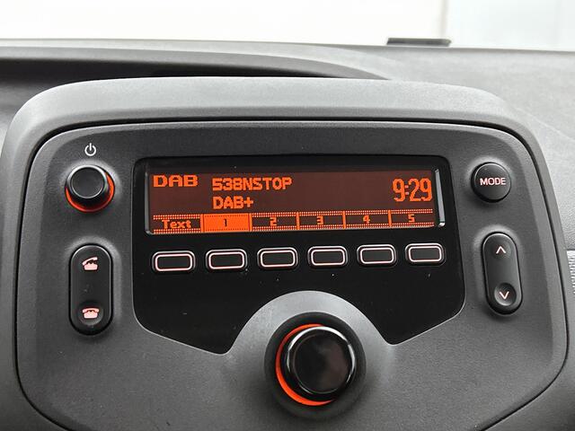 Toyota AYGO 1.0 VVT-i x-fun | 1e Eigenaar | NIEUW GELEVERD & ONDERHOUDEN | Bluetooth | Airco |