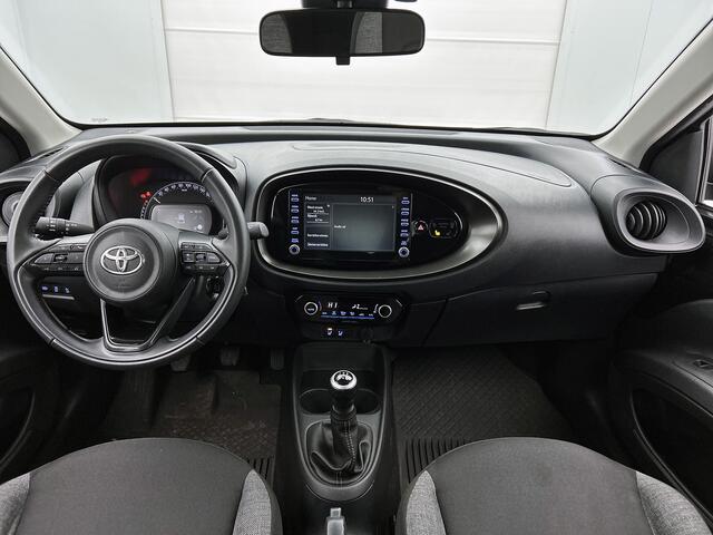 Toyota AYGO X 1.0 VVT-i MT first | Apple Carplay & Android Auto | Bluetooth | Climate Control | Stoelverwarming |
