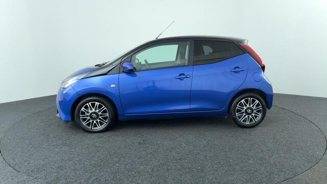 Toyota AYGO 1.0 VVT-i x-clusiv