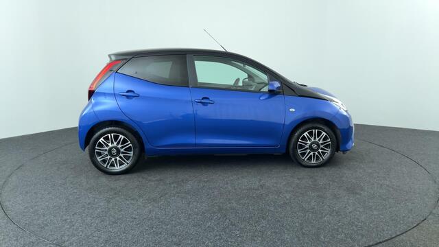 Toyota AYGO 1.0 VVT-i x-clusiv