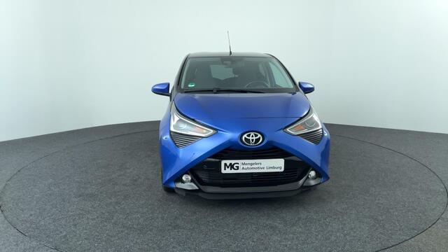 Toyota AYGO 1.0 VVT-i x-clusiv