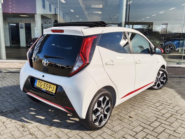 Toyota AYGO 1.0 VVT-i x-first Cabrio | El. Schuifdak | Android Auto | DAB |