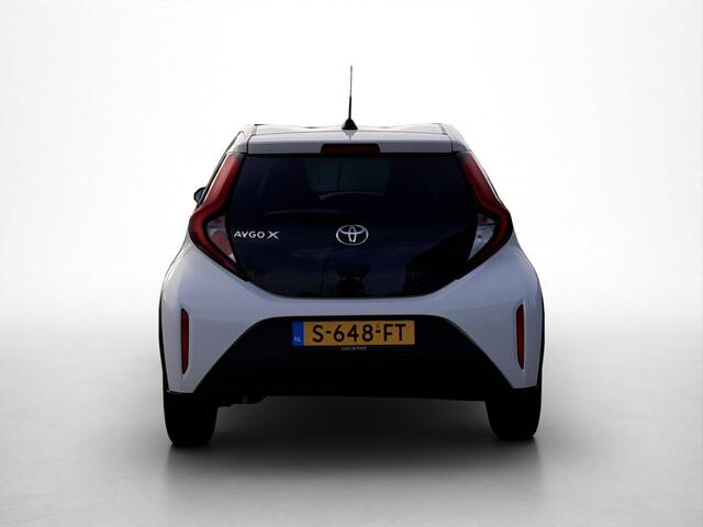 Toyota AYGO X 1.0 VVT-i MT first | CarPlay/Android auto | Camera | LM Velgen |
