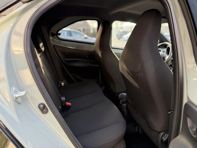 Toyota AYGO X 1.0 VVT-i MT Pulse | GEEN AFLEVERKOSTEN | Apple/Android, Cruise control, Stoelverwarming
