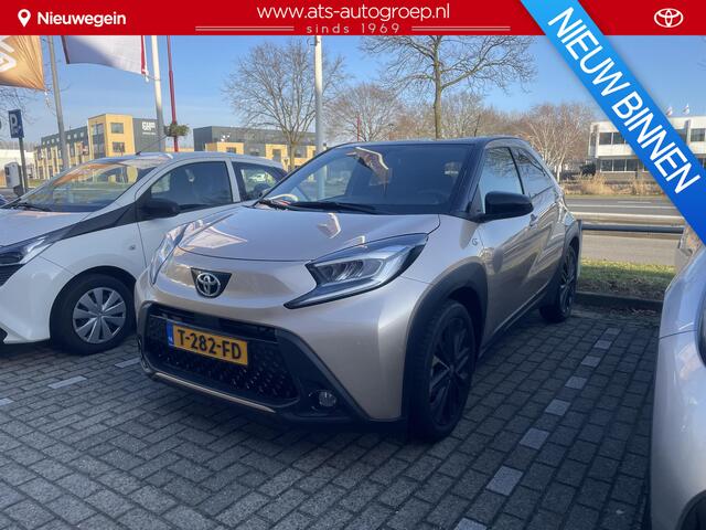 Toyota AYGO X 1.0 VVT-i S-CVT Premium | 1e Eigenaar | Org NL en slechts 10.030 km | Duurste uitvoering |