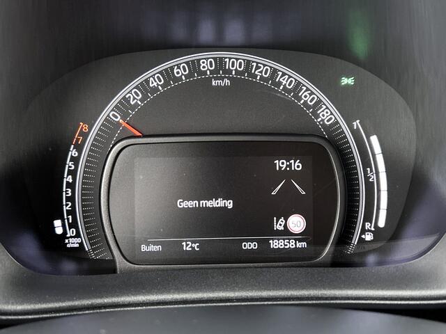 Toyota AYGO X 1.0 VVT-i MT Play | Apple CarPlay / Android Auto (Navigatie) |