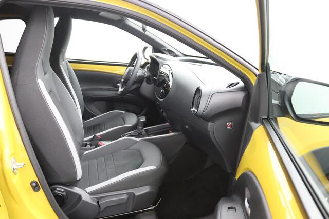 Toyota AYGO X Hybrid 115 GR Sport | 2026 | Automaat | Keyless Entry | Stoelverwarming |