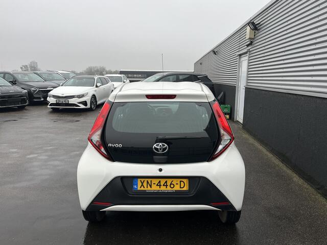 Toyota AYGO 1.0 VVT-i x-fun Volledig Dealeronderhouden, 1e eign. Airco