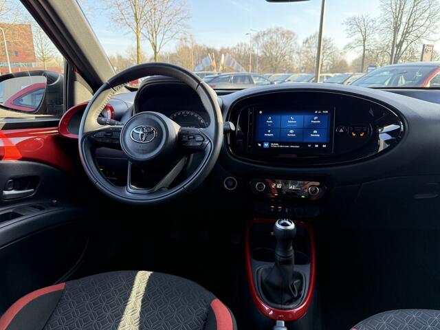 Toyota AYGO X 1.0 VVT-i MT Envy | Parkeersensoren V+A | Stoelverwarming