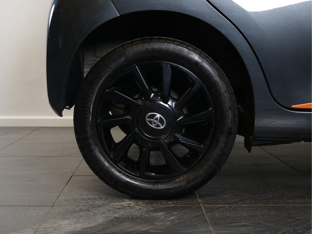 Toyota AYGO 1.0 VVT-i x-JBL | CarPlay | Achteruitrijcamera |