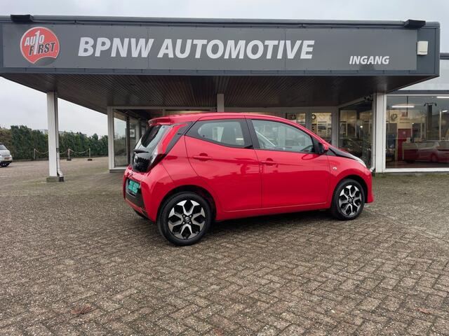 Toyota AYGO 1.0 VVT-i x-play