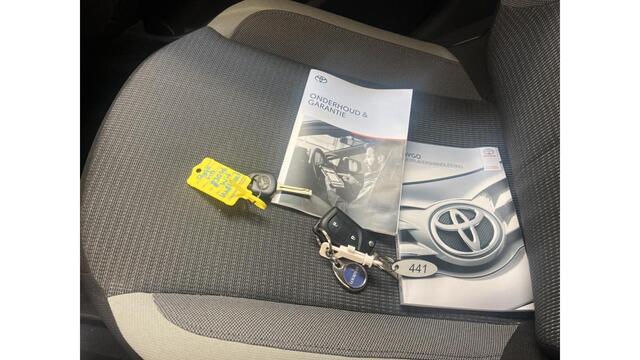 Toyota AYGO 1.0 VVT-i x-Joy, 1e Eig! 31-12-2020! Camera! VERWACHT!