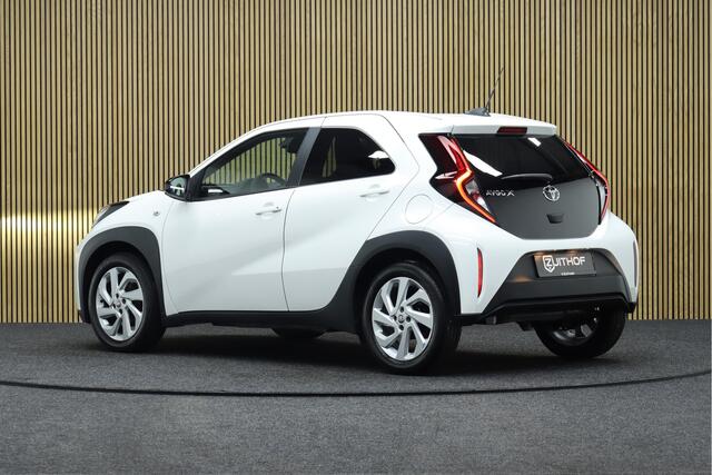 Toyota AYGO X 1.0 VVT-i S-CVT Pulse Facelift | Direct Leverbaar! | Adaptive-cruise | Camera | Clima | Apple Carplay & Android Auto | Maps Navigatie | Full Led | LM Velgen | Stoelverwarming