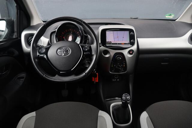 Toyota AYGO 1.0 VVT-i x-wave | Camera | Navi | Elektrische Ramen |