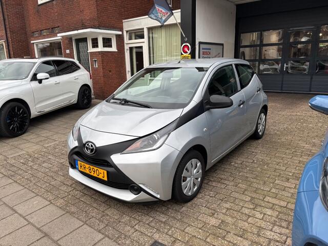 Toyota AYGO 1.0 VVT-I X-FUN