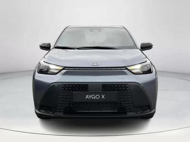 Toyota AYGO X Hybrid 115 play **HYBRIDE/ AUTOMAAT/ NIEUWE AUTOMAAT**