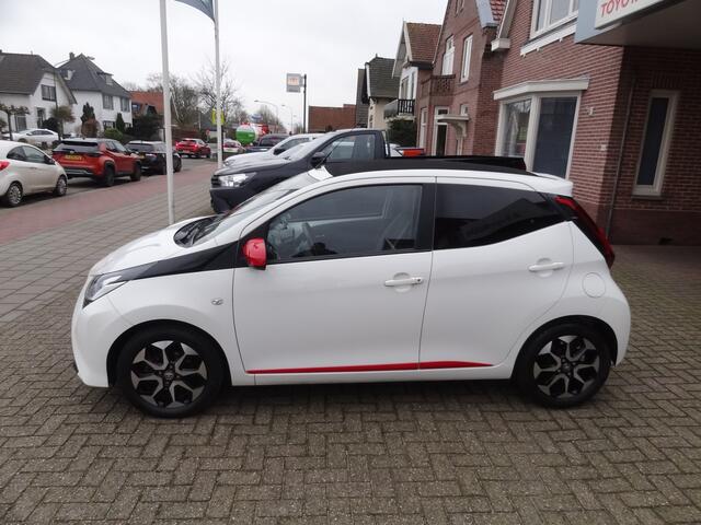 Toyota AYGO 1.0 VVT-i x-first cabriodak / NL-auto / dealeronderhouden