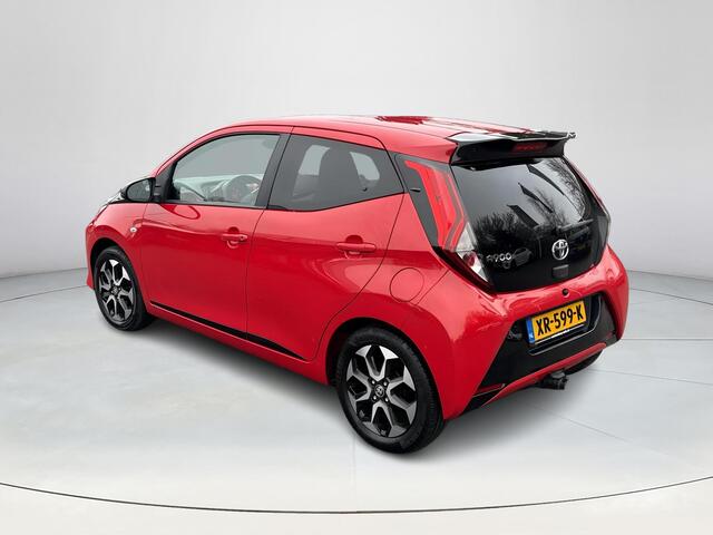 Toyota AYGO 1.0 VVT-i x-joy | Apple CarPlay/Android auto | Achteruitrijcamera | Fietsendragerbeugel