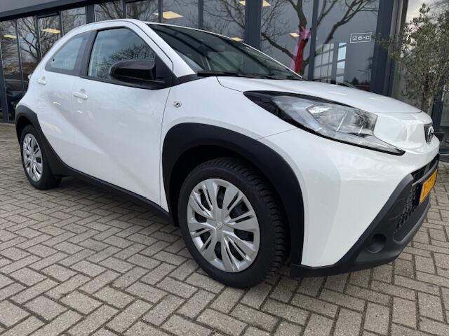 Toyota AYGO X 1.0 VVT-i MT Play Airco | Camera achter |