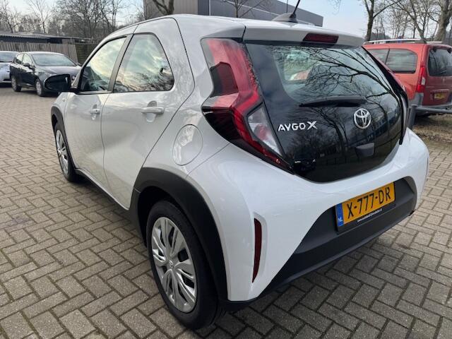 Toyota AYGO X 1.0 VVT-i MT Play Airco | Camera achter |