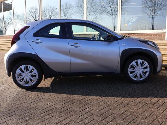 Toyota AYGO X 1.0 VVT-i MT PLAY + ADAPTIVE CRUISE | CAMERA | APPLE CARPLAY | ANDROID AUTO | DAB