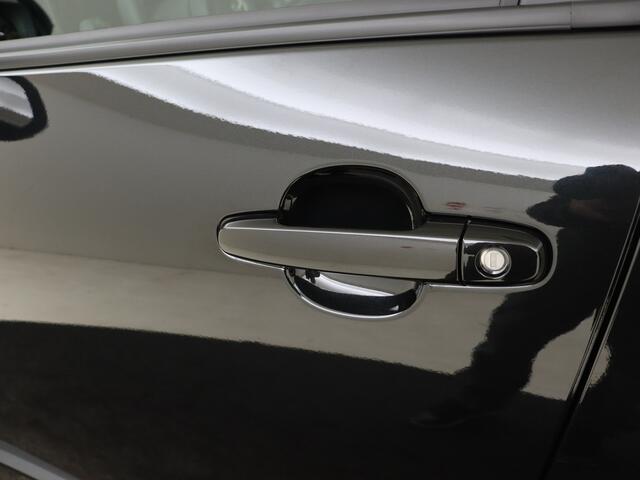 Toyota AYGO X Hybrid 115 play