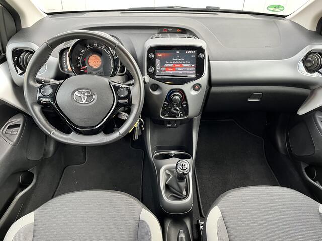 Toyota AYGO 1.0 VVT-i X-Play Limited NL Auto Lichtmetalen Velgen Carplay Airco