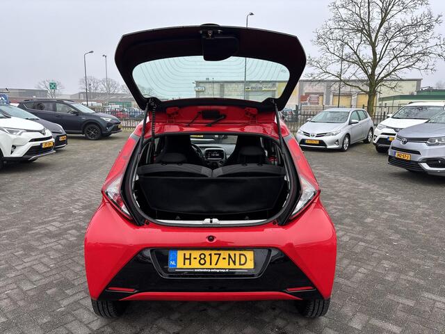 Toyota AYGO 1.0 VVT-i x-play | Apple CarPlay/Android auto | Achteruitrijcamera