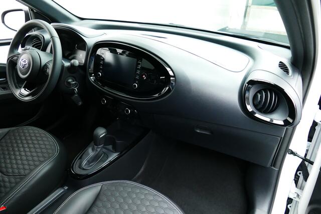 Toyota AYGO X 1.0 VVT-i S-CVT Pulse 1-Eig 9300km. Bi Tone, Camera, Leer, Clima, Adap Cruise, 17"LMV