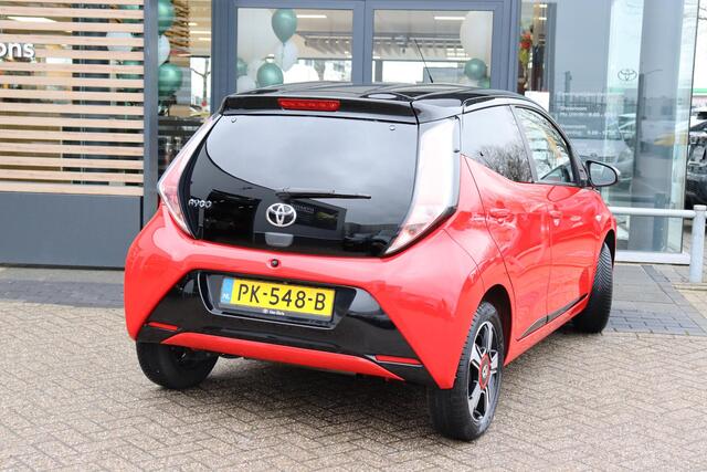 Toyota AYGO 1.0 VVT-i x-cite