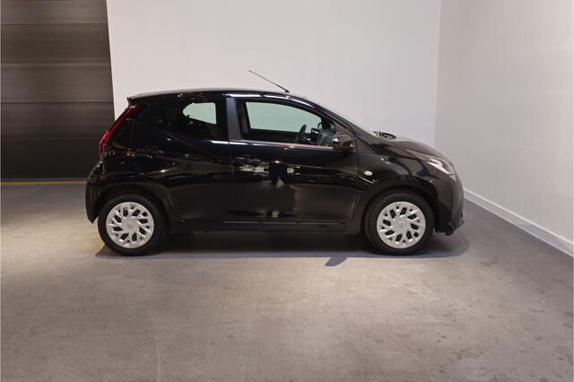 Toyota AYGO 1.0 VVT-i x-play - Apple Carplay/Android Auto - Achteruitrijcamera - Cruise