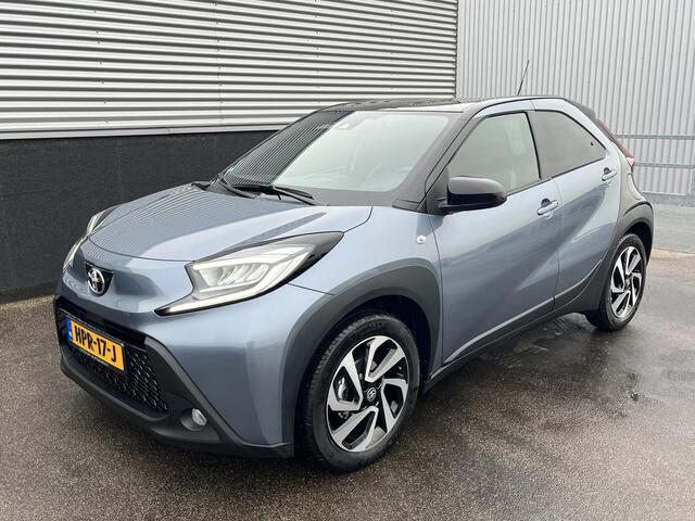 Toyota AYGO X 1.0 VVT-i S-CVT Pulse Automaat, NL-auto! Apple Carplay en/of Android auto Navigatie, LMV, LED, Privacy glass, Adaptieve cruise control