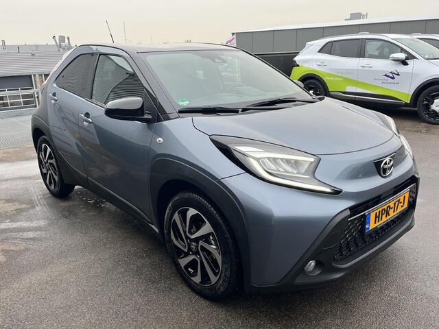 Toyota AYGO X 1.0 VVT-i S-CVT Pulse Automaat, NL-auto! Apple Carplay en/of Android auto Navigatie, LMV, LED, Privacy glass, Adaptieve cruise control