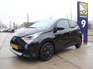 toyota-aygo-1.0-vvt-i-x-play-sparco