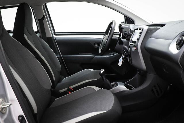 Toyota AYGO 1.0 VVT-i x-play | AIRCO | BLUETOOTH | CAMERA