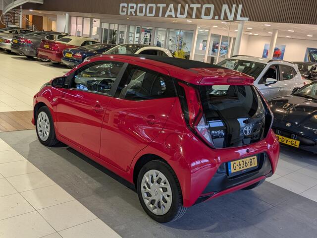 Toyota AYGO 1.0 VVT-i x-play Automaat Airco, Stuurbekrachtiging