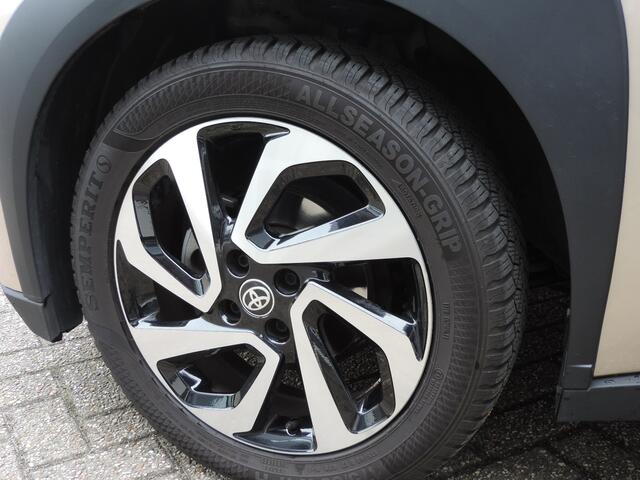 Toyota AYGO X 1.0 VVT-i MT Pulse - ACC | Camera | Stoelverw. | CarPlay | All Season