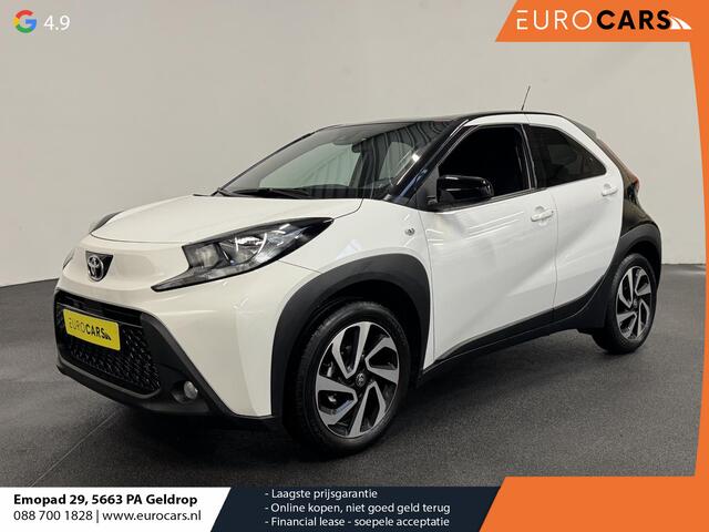 Toyota AYGO X 1.0 VVT-i Automaat Pulse Navigatie Apple Carplay/Android Auto Camera 17" Lichtmetalen Velgen Climate Control Adaptive Cruise Control Two Tone