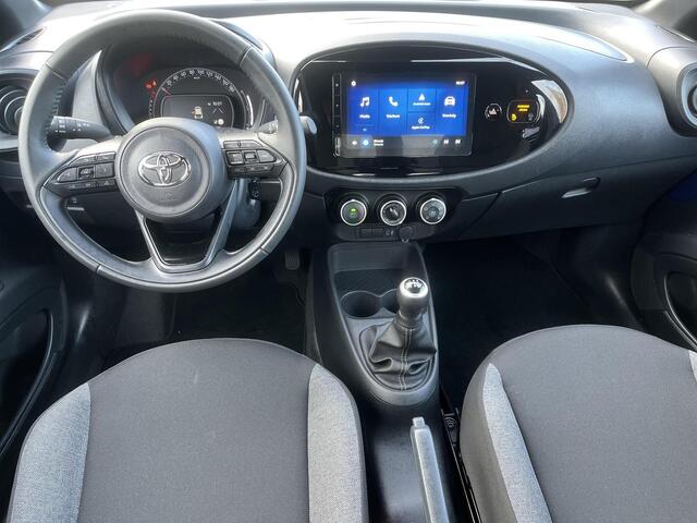 Toyota AYGO X 1.0 VVT-i MT Play | Carplay | Airconditioning | Parkeercamera | Adaptive cruise control |