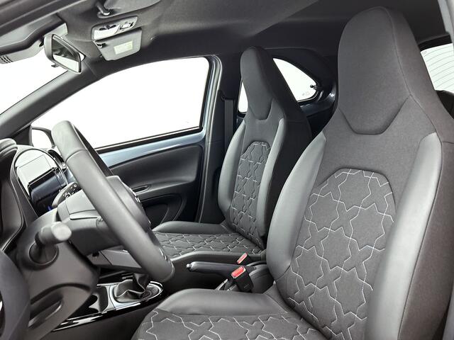 Toyota AYGO X 1.0 VVT-i MT Envy | DEMO |