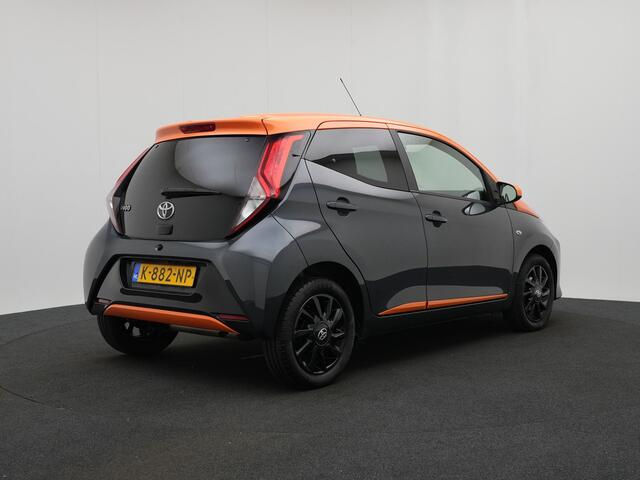 Toyota AYGO 1.0 VVT-i x-JBL