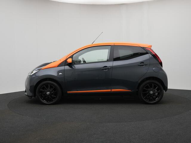 Toyota AYGO 1.0 VVT-i x-JBL