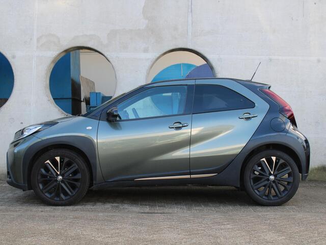 Toyota AYGO X 1.0 VVT-i S-CVT Premium | NAVIGATIE | ACHTERUITRIJCAMERA |