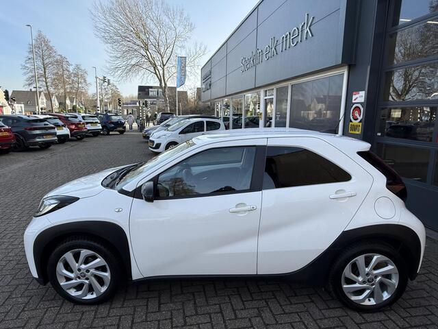 Toyota AYGO X 1.0 VVT-i MT Envy / Airco/ Apple carplay/ Cruise/ Camera/ LED/ Stoelverw/ LMV