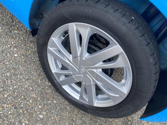 Toyota AYGO 1.0 VVT-i x-sport