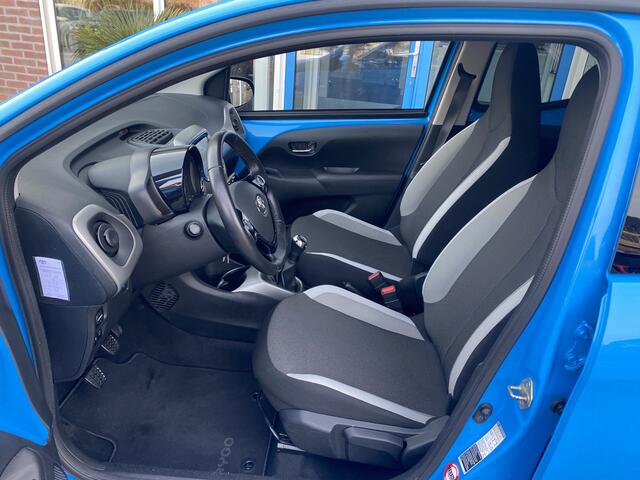 Toyota AYGO 1.0 VVT-i x-sport