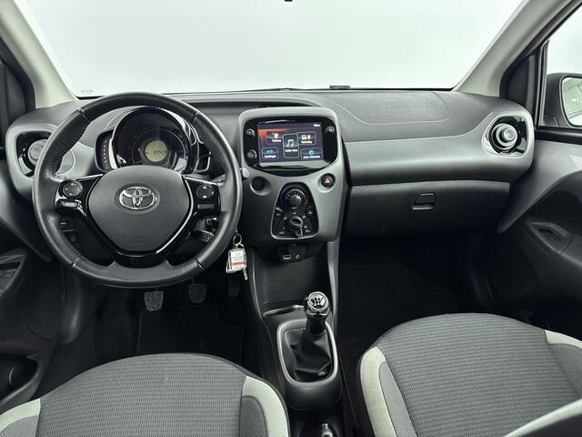 Toyota AYGO 1.0 VVT-i x-play | Airco | applecarplay | mediascherm |